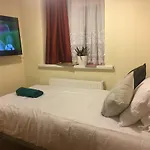 F3 Cosy Single Room