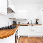 Stylish Studio Apartment In Fulham