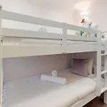 Metro Majesty 5-Bedroom Gem In South Tottenham