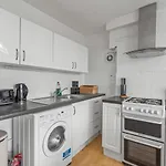 Cosy 2 Bed Flat, Wembley Stadium