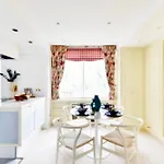 Well-Maintained 4-Bedroom Flat With Full Amenities