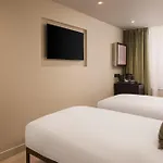 Central Park Hotel