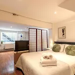 Albert Apt