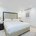 Luxury 2 Bedroom Flat Park Lane Pl2B