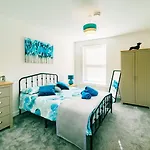 Two Bedroom Apartment By Brookland Stays Serviced Accommodation Short Lets London With Free Wifi