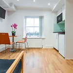 Westbourne Crescent Serviced Apartments