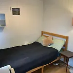 Mini Cabin In A Quiet Area
