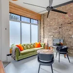 Sleek & Central 1Bd Flat - Battersea Park