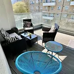 Modern Studio Apartments & 3Bedroom Flat With Pvt Balcony Steps From Regent\'S Park