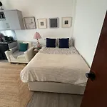 Spacious Studio Flat Paddington