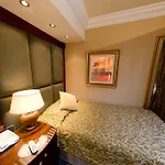 Executive Rooms By Shaftesbury
