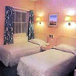 Bryanston Court Hotel