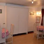 Belgravia Apartment