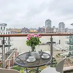 Stunning Flat Overlooking The Thames