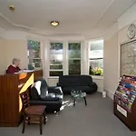 Queens Hotel