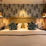 The Alma Hotel