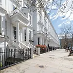 44A Palace Gardens Terrace