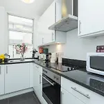 Chiltern And Baker Luxury Suites