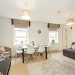 Chiltern And Baker Luxury Suites