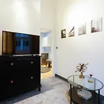 Central London Apt in Warren Street
