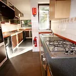 Hill Crescent Guest House