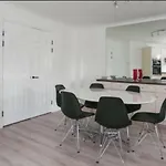 Regents Plaza Apartment