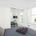 Bright Luxurious Flat in Little Venice