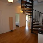 Princess Park Manor Shared Luxury Apartment