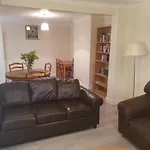 Elegant House 10 Minutes Walk To Wembley Stadium