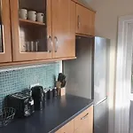 Elegant House 10 Minutes Walk To Wembley Stadium