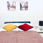 Cavendish Apartment
