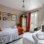 Charming Chiswick Home near Ravenscourt Park