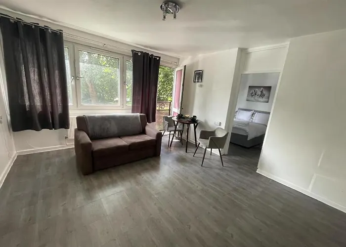 Beautiful Flat In London Near River Thames