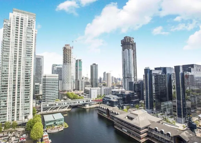 London Luxury 1 Bedroom Apartment Minutes Walk From Canary Wharf