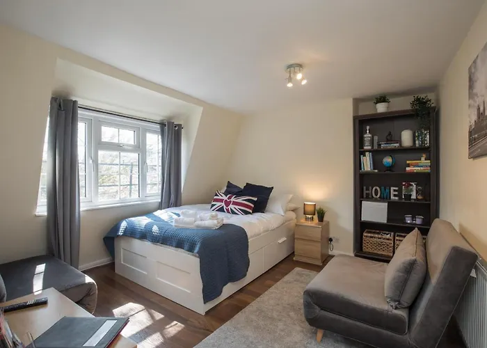 Pass The Keys Comfy Flat By Oval Cricket Club