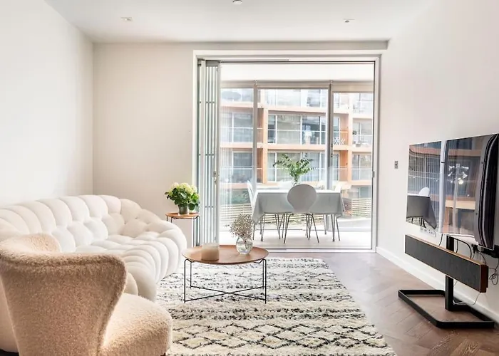Luxury 2 Bedroom Flat