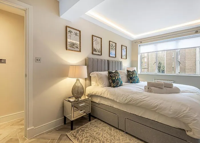 Modern 2Bd Flat With Ac And Private Balcony View Of Harrods