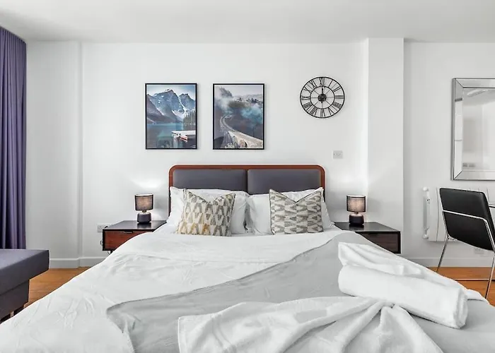 Piccadilly St James Soho 1 Bedroom Sleep 7 Vr10
