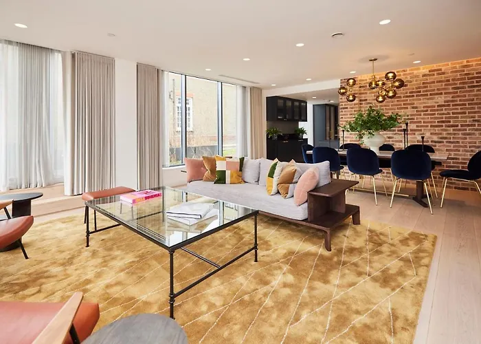 The Soho Penthouse - Charming 3Bdr Penthouse With Terrace