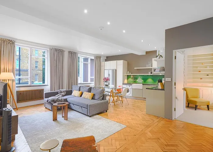 Central 2Bed Apartment Near Barbican & Farringdon Free Wifi By City Stay Aparts London