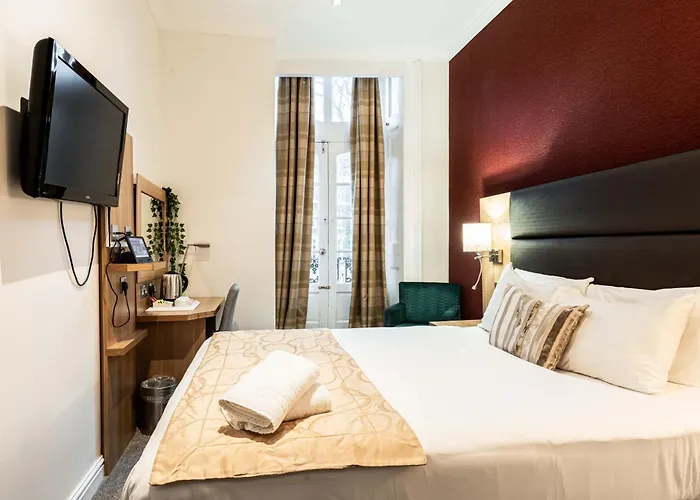 Lancaster Court Hotel