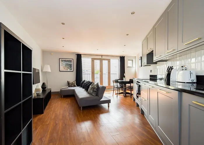 Sunshine In My Mood - 2 Bedroom Flat In Battersea
