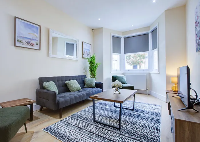 Stunning 4 Bedroom House