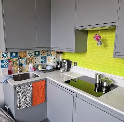 Stylish And Spacious New Flat