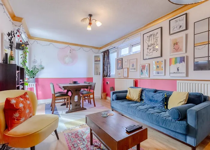 Vibrant 1Bd Flat - 8 Mins To Dalston Hackney!
