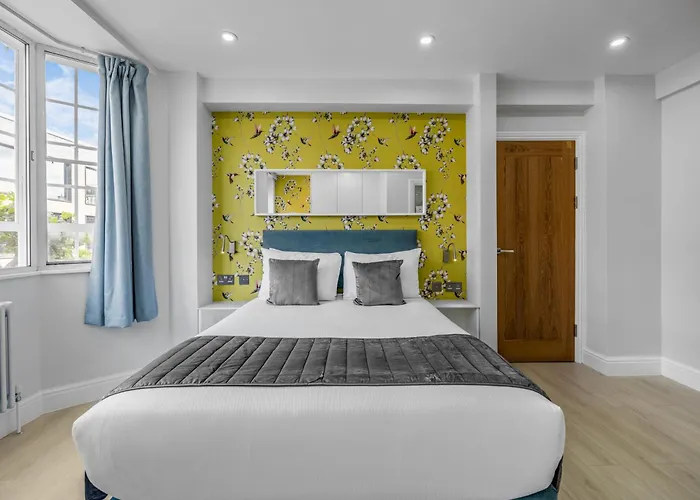 Chelsea Cloisters Serviced Apartments