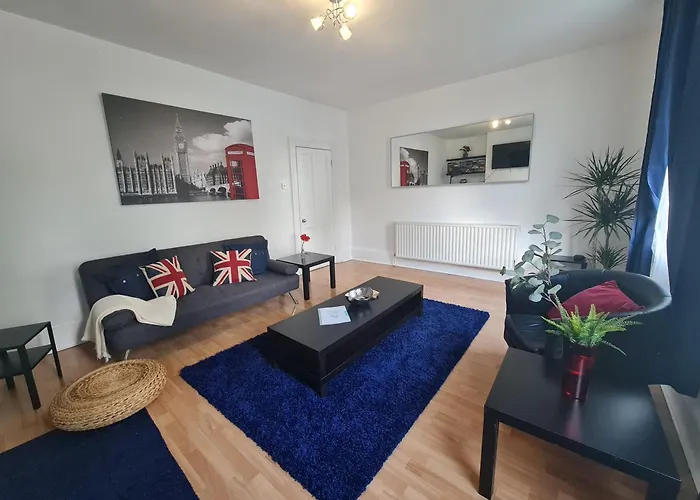 Lovely Large London Apartment
