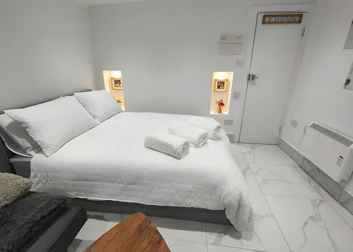 New Look Lux Studio In Central London