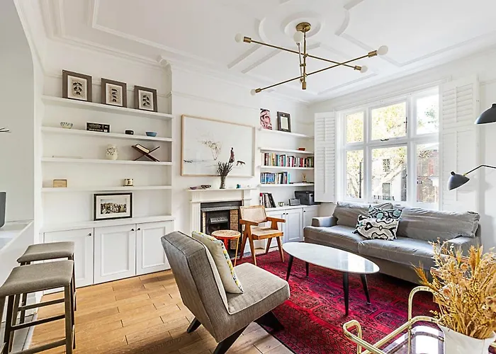 Stunning Maida Vale Apartment