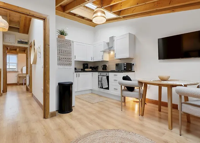 The Hoxton Loft - Top Floor Shoreditch Apartment